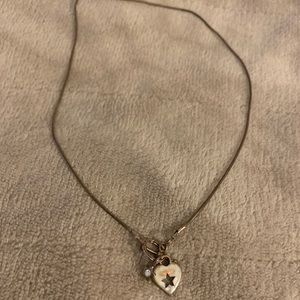 Adorable silver necklace